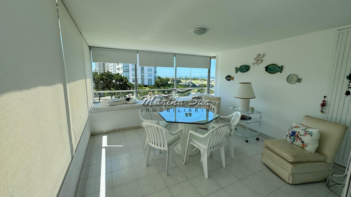 Apartamento ID.79 - Venta 3 dormitorios Playa Brava Tiburón 1