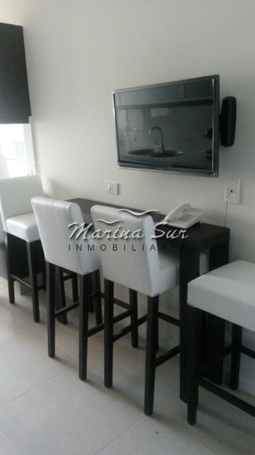 Apartamento ID.19 - Apartamento de tres dormitorios en primera fila Playa Brava, Edificio Torre Imperiale.