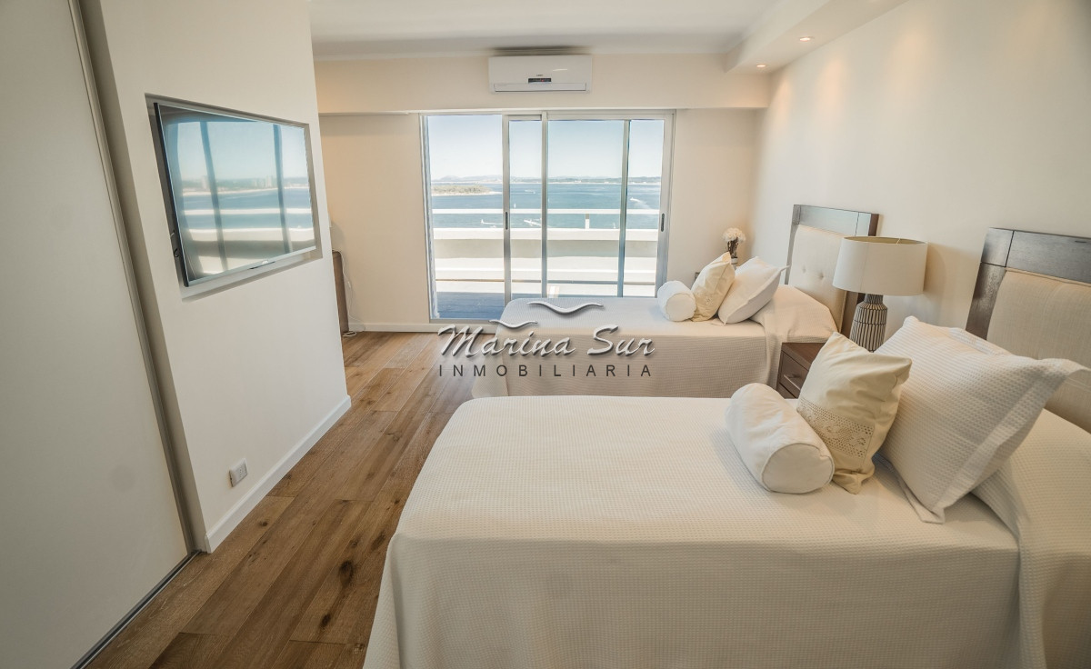 Apartamento ID.129 - Excepcional Penthouse en edificio Monarca 2 suites gran terraza
