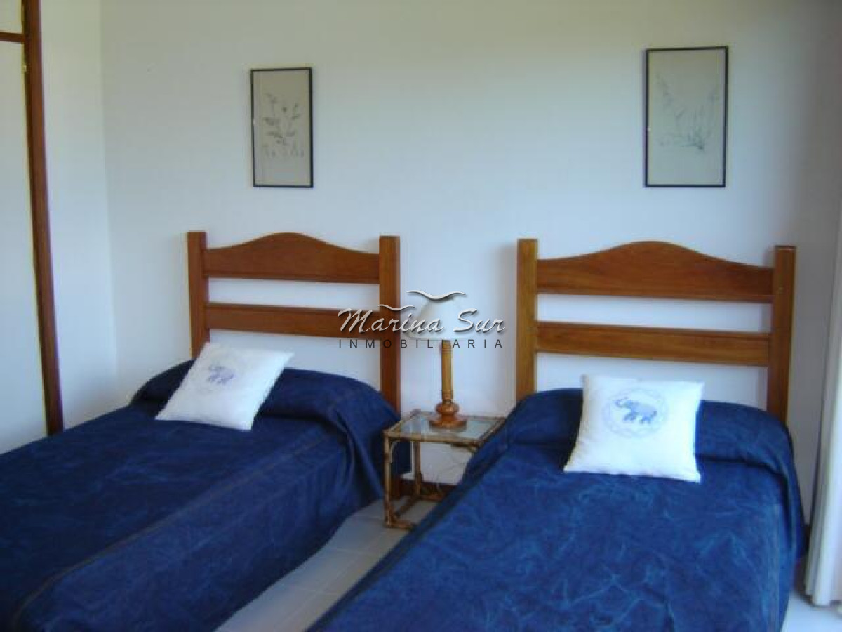 Apartamento ID.226 - En venta Edificio Barrenada Manantiales 3 Dormitorios y Servicio