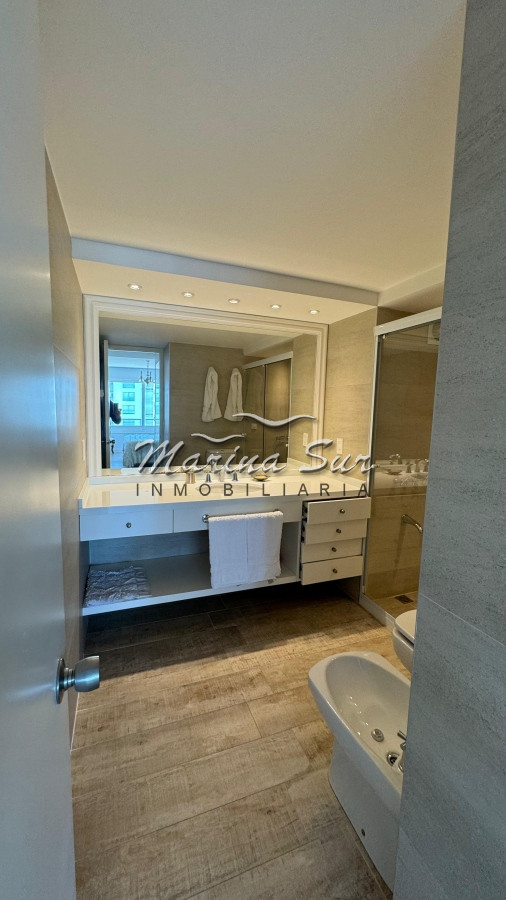Apartamento ID.113 - Tiburón 1 - Alquiler Temporario 3 dormitorios más servicio