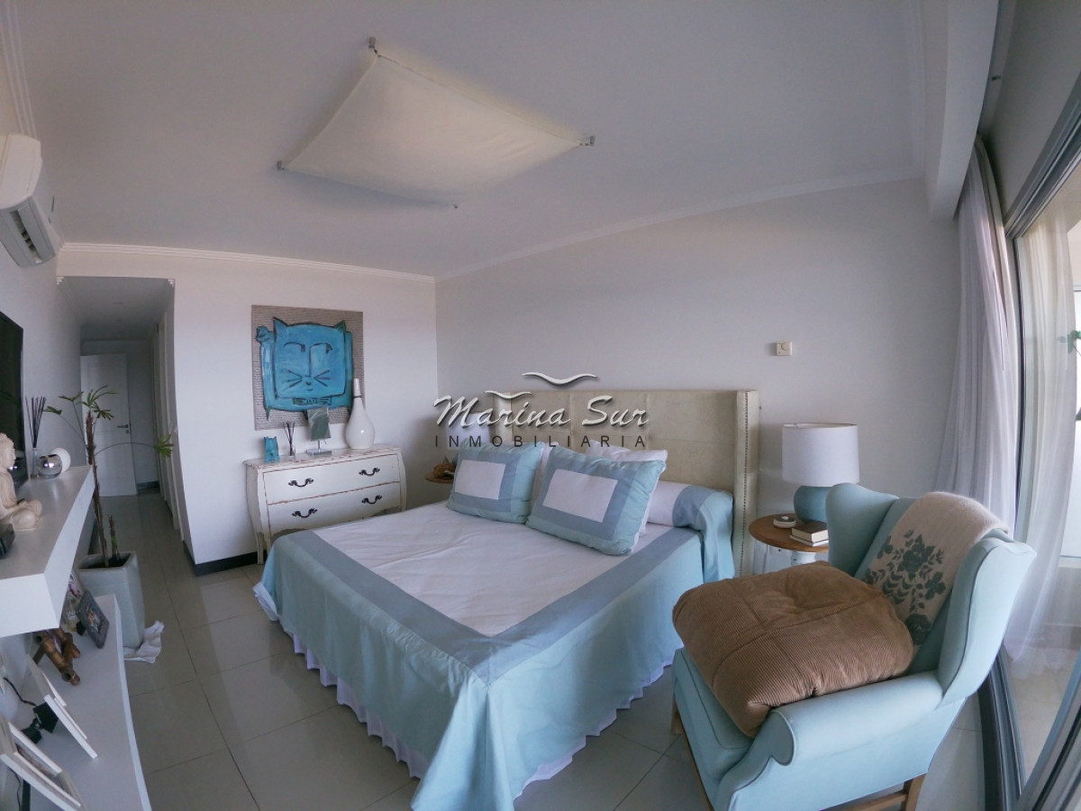 Apartamento ID.15 - Espectacular unidad de tres dormitorios en suite y dependencia de servicio que forma parte de uno de los edificios más exclusivos de Punta del Este