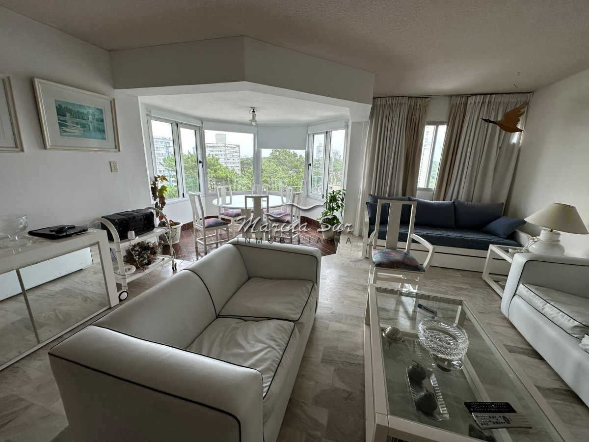 Apartamento ID.234 - En venta Roosevelt Center 3 dormitorios parada 11