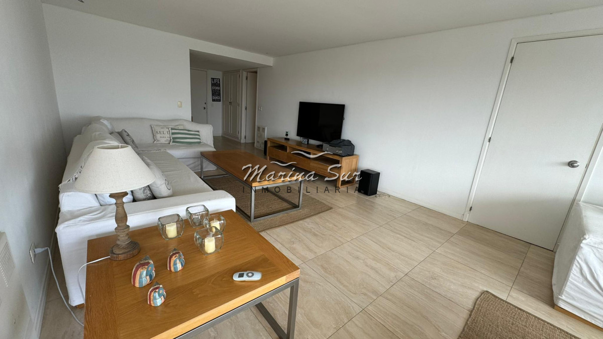 Apartamento ID.107 - Tiburon 1 en Venta 3 Dormitorios más Servicio