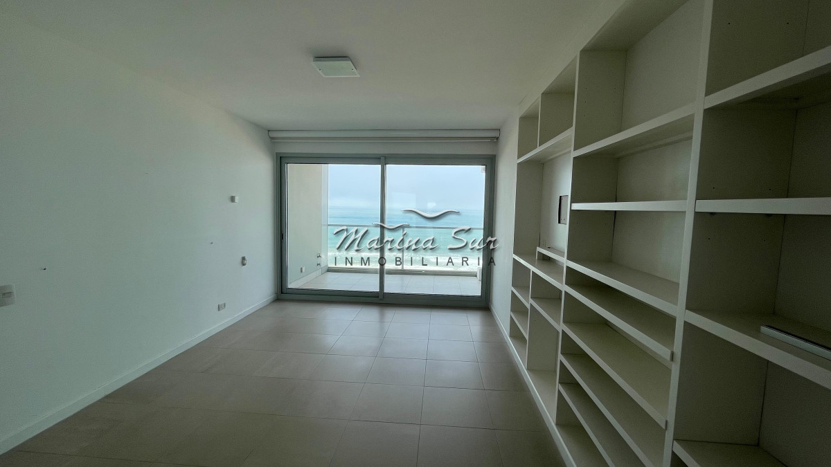 Apartamento ID.147 - Le Parc Torre ll - Increíble apartamento con vista al mar, 2 Suites y Servicio completo