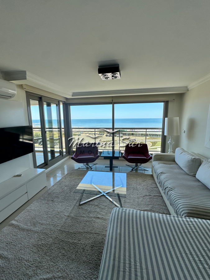 Apartamento ID.19 - Apartamento de tres dormitorios en primera fila Playa Brava, Edificio Torre Imperiale.