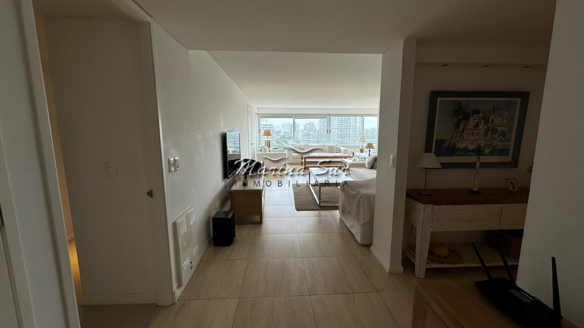 Apartamento ID.107 - Tiburon 1 en Venta 3 Dormitorios más Servicio