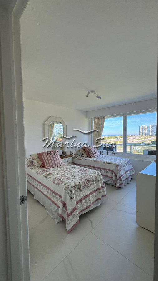 Apartamento ID.112 - Tiburón 1 - Alquiler Temporario 3 dormitorios más servicio