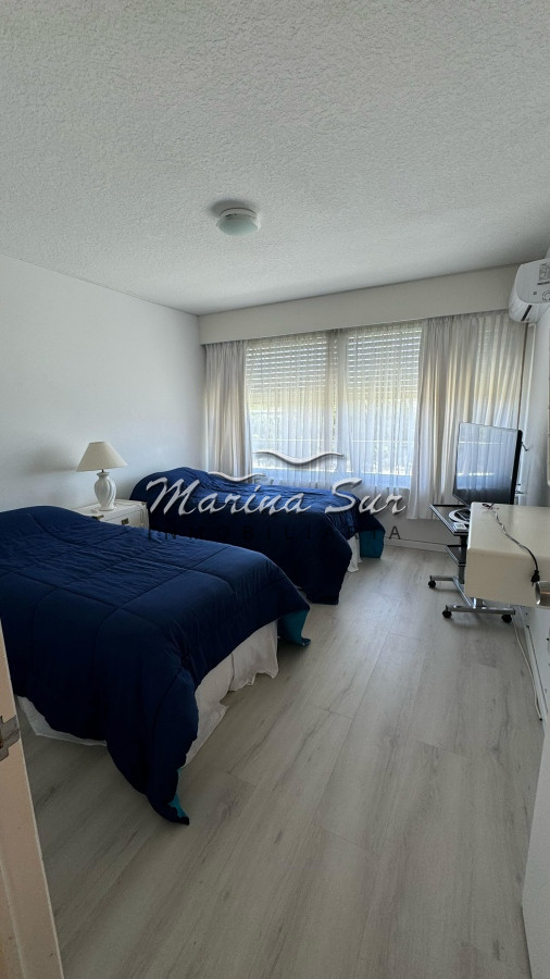 Apartamento ID.79 - Venta 3 dormitorios Playa Brava Tiburón 1