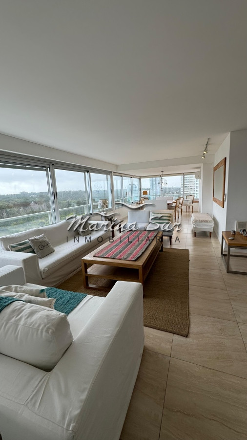 Apartamento ID.107 - Tiburon 1 en Venta 3 Dormitorios más Servicio