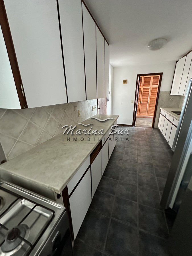Apartamento ID.322 - Monarca 3 Dormitorios y Servicio Completo