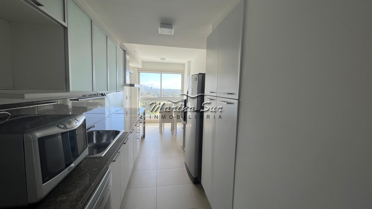 Apartamento ID.147 - Le Parc Torre ll - Increíble apartamento con vista al mar, 2 Suites y Servicio completo