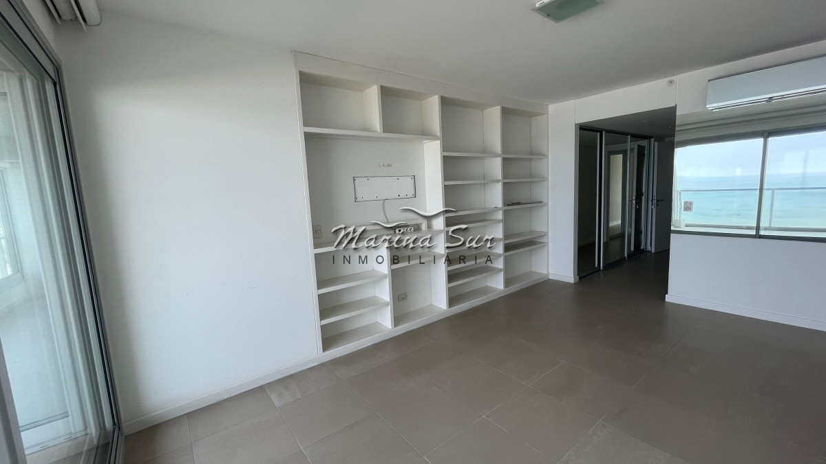 Apartamento ID.147 - Le Parc Torre ll - Increíble apartamento con vista al mar, 2 Suites y Servicio completo