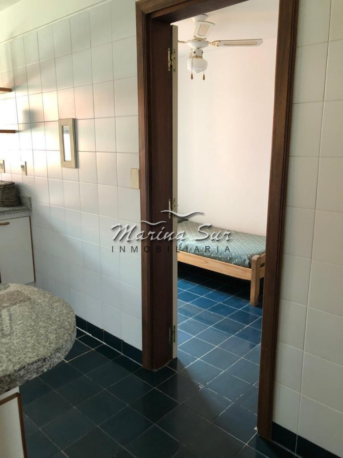 Apartamento ID.226 - En venta Edificio Barrenada Manantiales 3 Dormitorios y Servicio