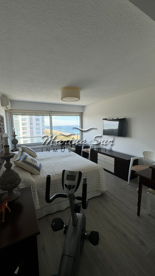 Apartamento ID.118 - Tiburon I - 3 Dormitorios y Servicio Alquiler de Verano