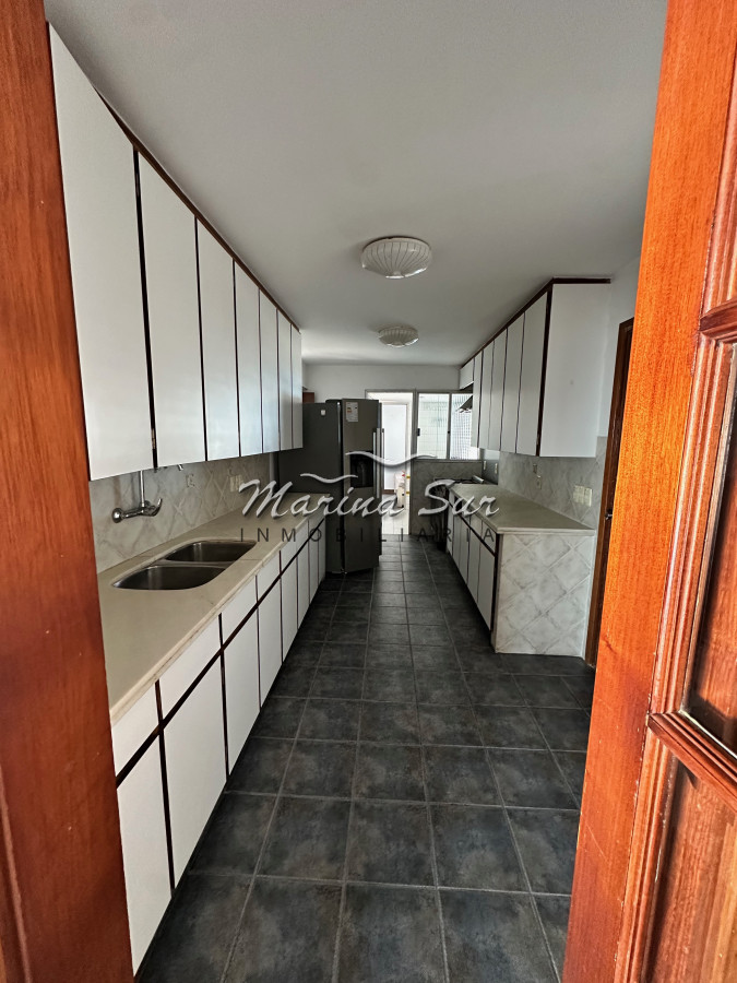 Apartamento ID.322 - Monarca 3 Dormitorios y Servicio Completo