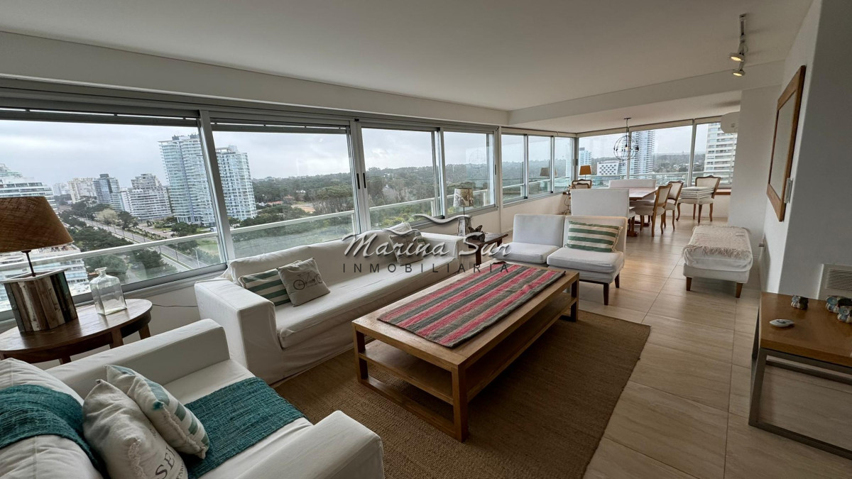 Apartamento ID.107 - Tiburon 1 en Venta 3 Dormitorios más Servicio