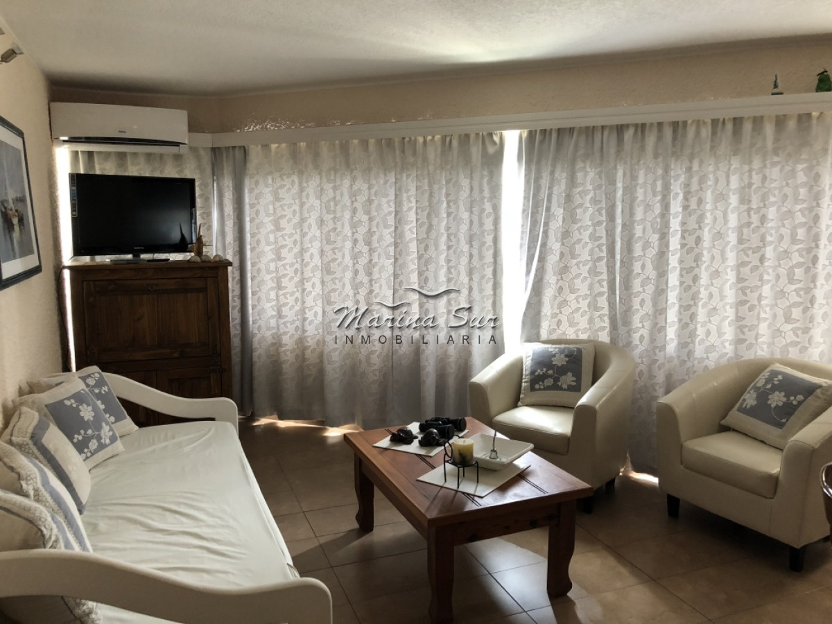 Apartamento ID.61 - Alquilo por temporada apartamento de dos dormitorios y dos baños, inmejorable ubiación.