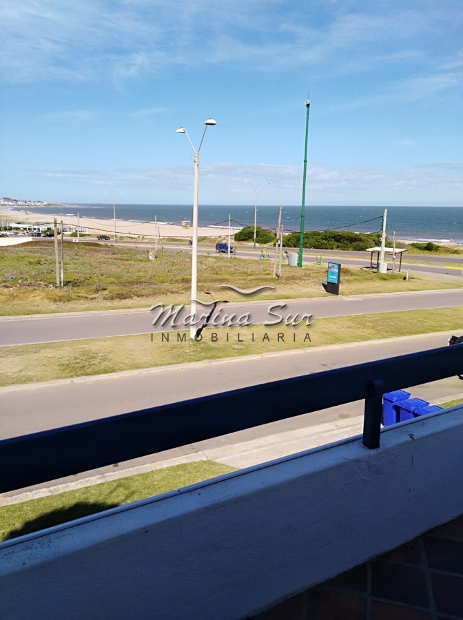 Apartamento ID.202 - Disponible Febrero Frente al Mar La Barra 3 dormitorios 2 baños
