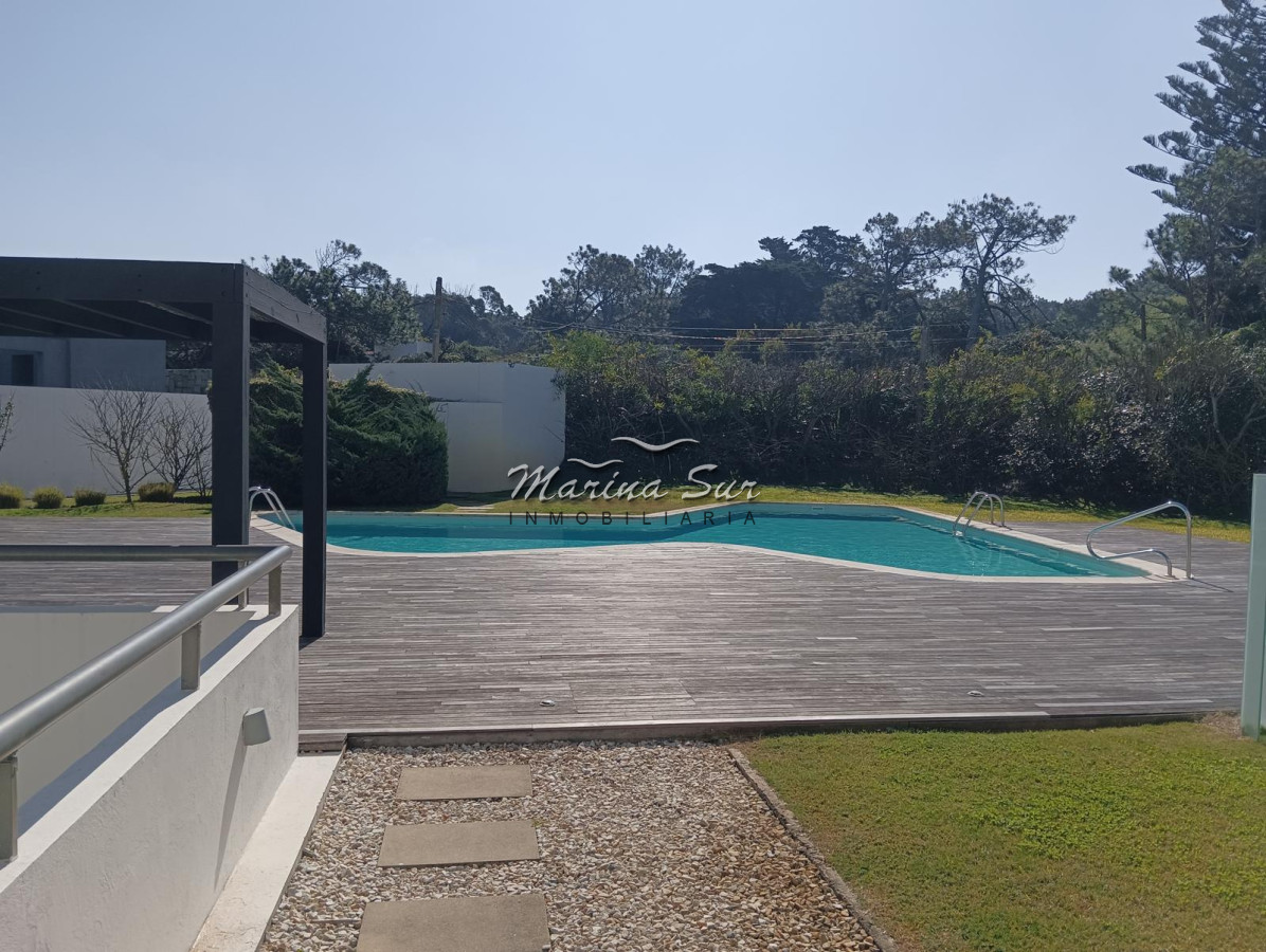 Apartamento ID.20 - Apartamento de tres dormitorios, en una de las mejores zonas de Punta del Este.