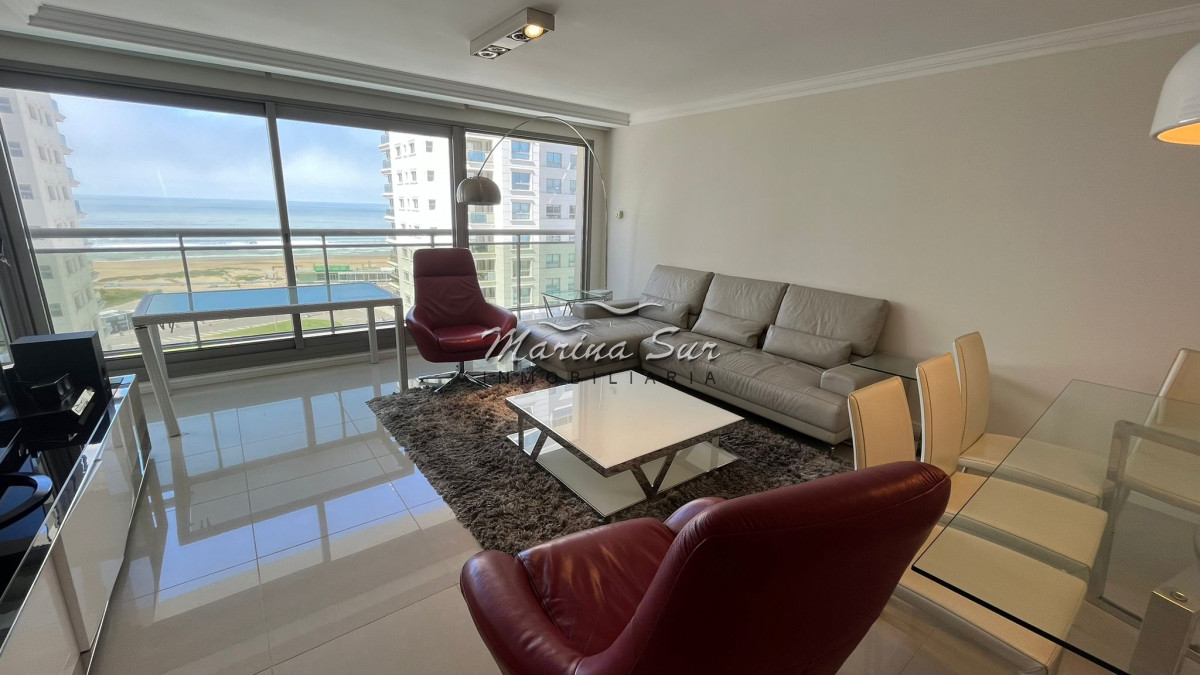 Apartamento ID.18 - Alquilo por temporada apartamento de tres dormitorios con todos los servicios del edificio Imperiale III.