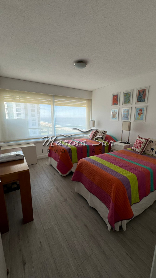 Apartamento ID.118 - Tiburon I - 3 Dormitorios y Servicio Alquiler de Verano
