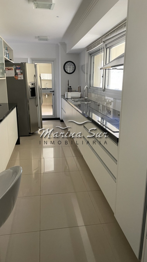Apartamento ID.11 - Apartamento en uno de las mejores torres de Punta del Este.