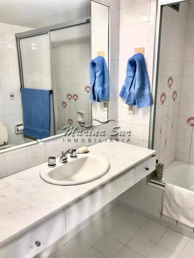 Apartamento ID.173 - Alquiler Temporario Tiburon II - 3 Dormitorios más Servicio Completo