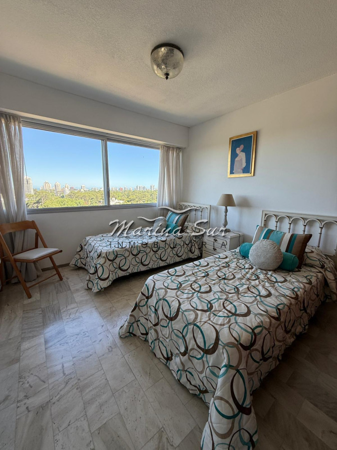 Apartamento ID.223 - Disponible Enero - 3 dormitorios 2 baños Roosevelt P 11