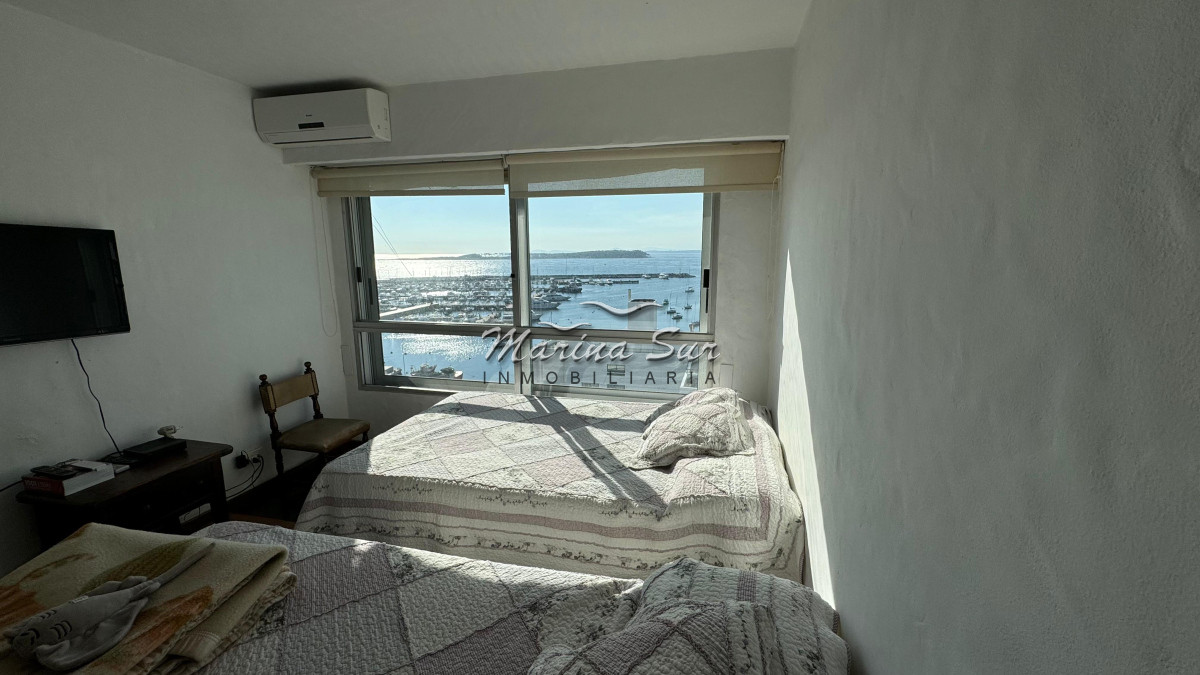 Apartamento ID.168 - Alquiler temporario edificio Monarca 4 Dormitorios en suite