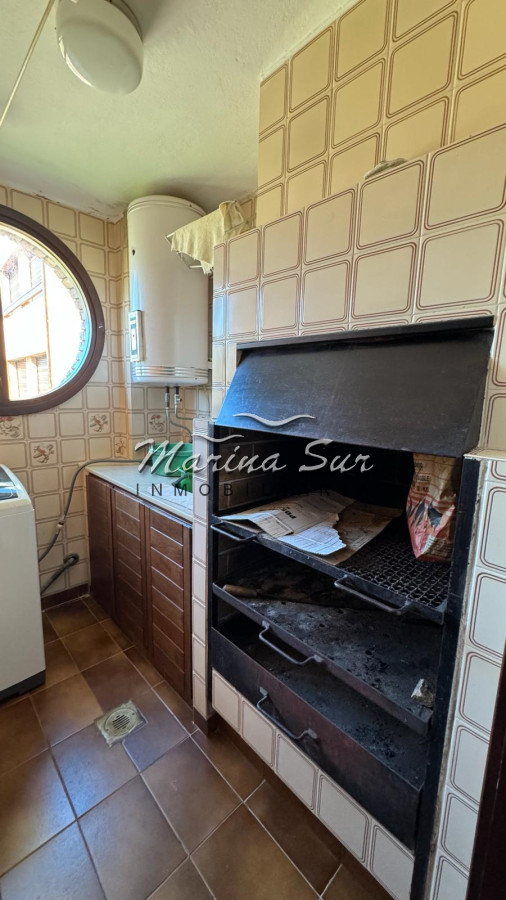Apartamento ID.69 - Venta y Alquiler 2 dormitorios 2 baños P. 5 Playa Mansa