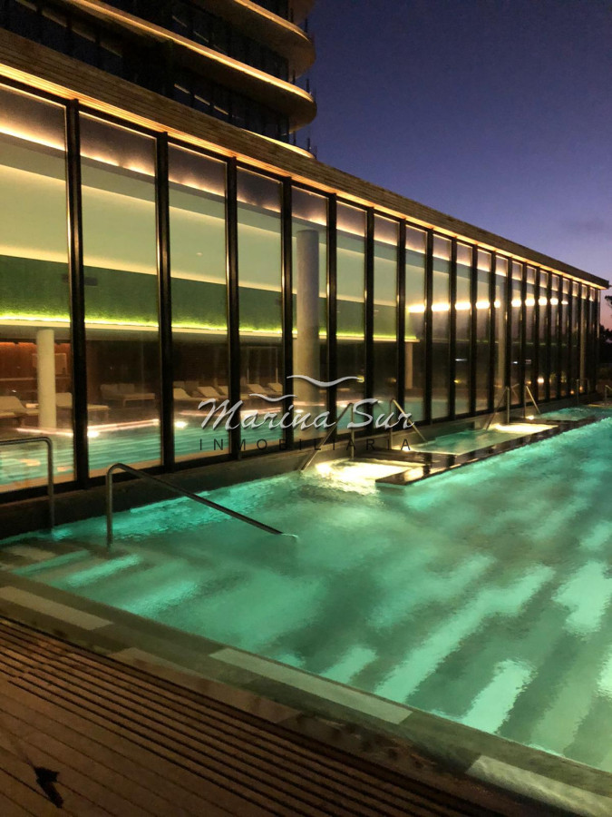 Apartamento ID.76 - En Venta y Alquiler Temporario Surfside 3 Dormitorios 4 Baños