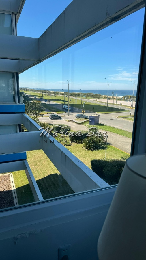 Apartamento ID.112 - Tiburón 1 - Alquiler Temporario 3 dormitorios más servicio