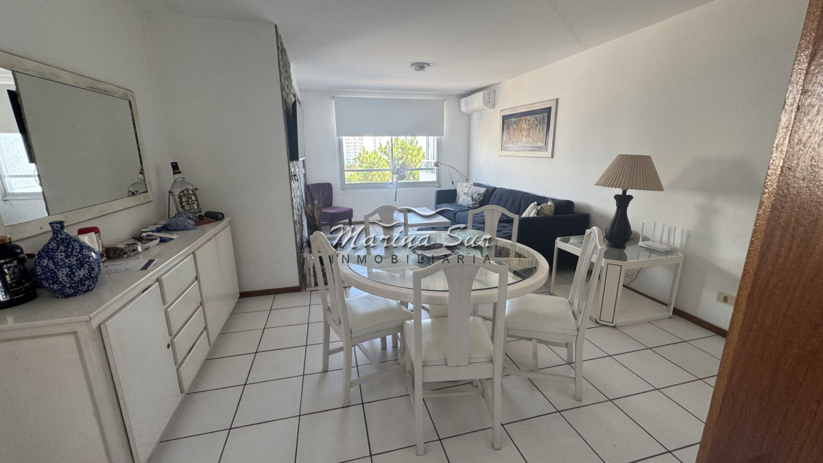 Apartamento ID.327 - VENTA DE APARTAMETNTO DOS DORMITORIOS MUY BIEN UBICADO