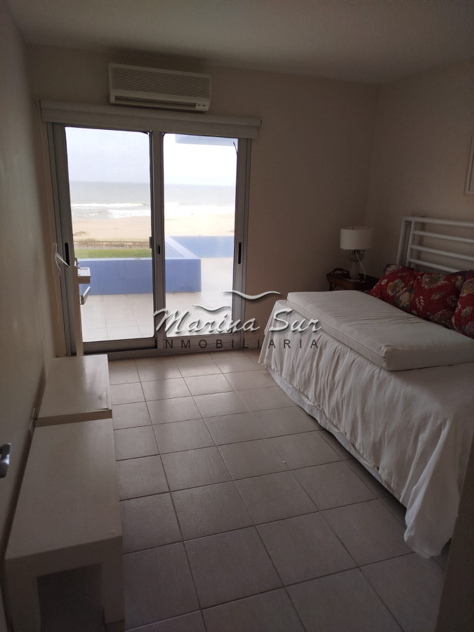 Apartamento ID.171 - En Venta Lomas de Manantiales 2 Dormitorios 2 Baños Primera Fila Bikini