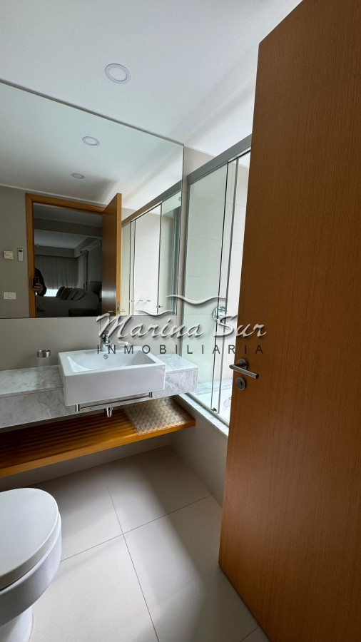 Apartamento ID.125 - Segunda Quincena de Enero Alquiler - Tiburón Océano 3 dormitorios más servicio completo
