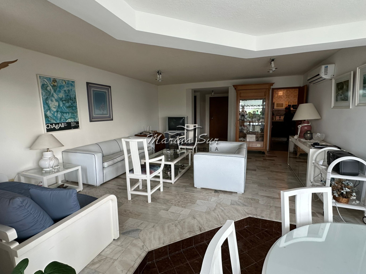 Apartamento ID.234 - En venta Roosevelt Center 3 dormitorios parada 11