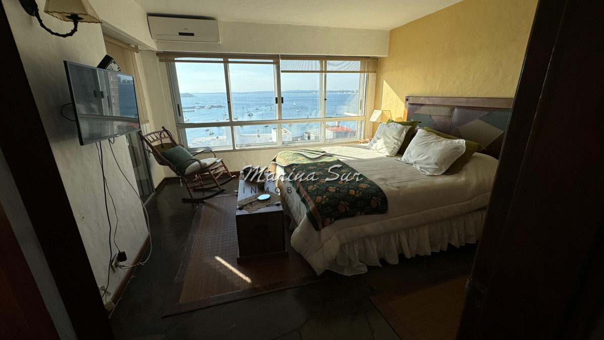 Apartamento ID.168 - Alquiler temporario edificio Monarca 4 Dormitorios en suite