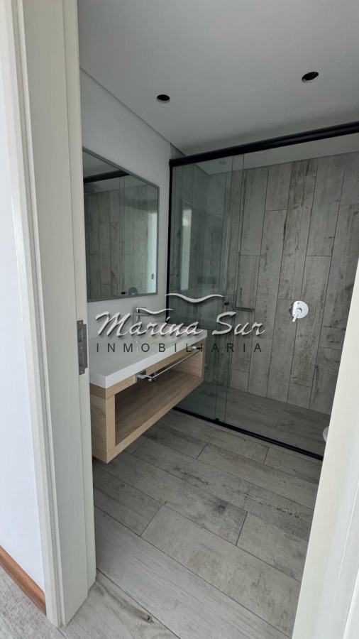 Apartamento ID.71 - En Venta 3 dormitorios 4 baños Surfside Espectaculares Vistas