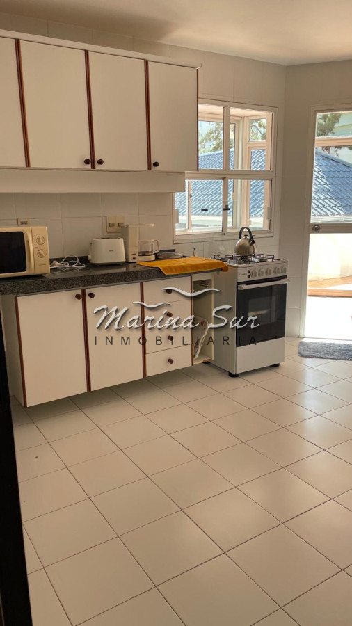 Apartamento ID.98 - Venta Departamento 3 dormitorios mas dependencia, Parada 6 Playa Brava 