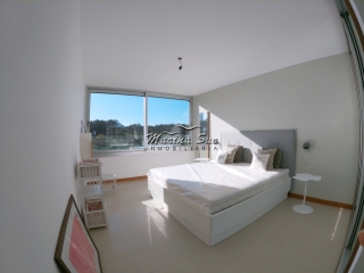 Apartamento ID.27 - Apartamento a la venta en Edificio de categoría 4 dormitorios 5 baños