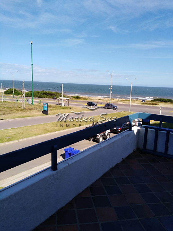 Apartamento ID.202 - Disponible Febrero Frente al Mar La Barra 3 dormitorios 2 baños