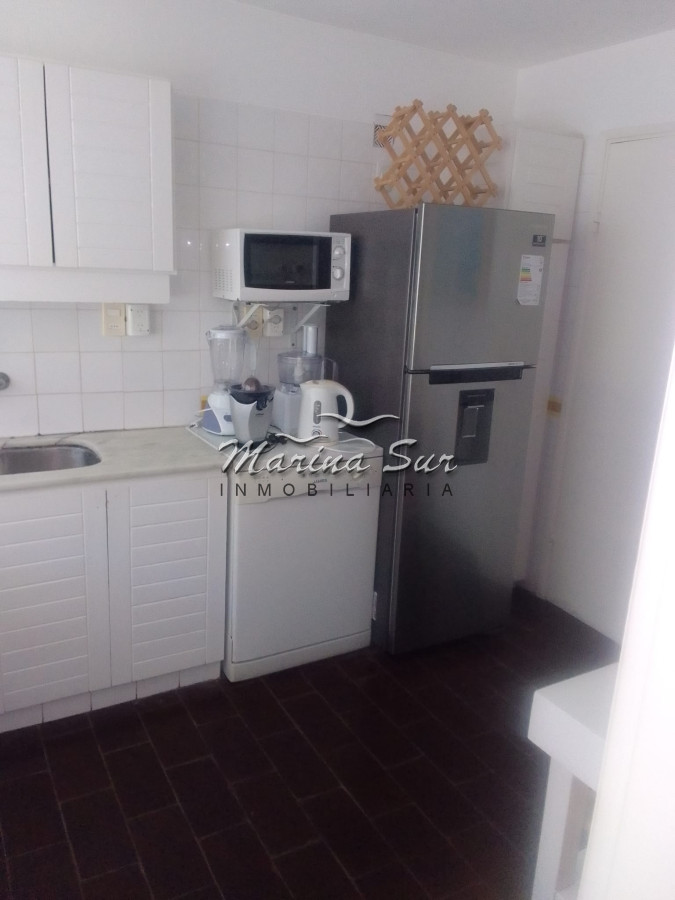 Apartamento ID.170 - Lomas de Manantiales Primera Fila 2 Dormitorios más Servicio Alquiler de Verano