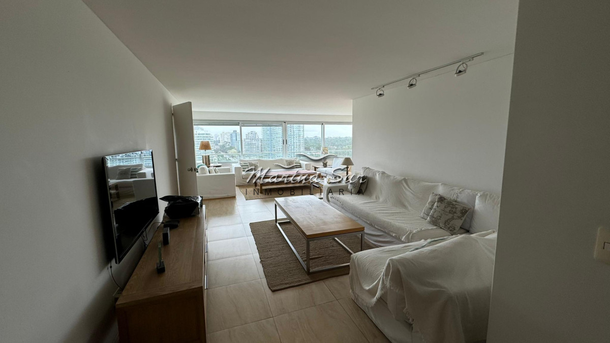Apartamento ID.107 - Tiburon 1 en Venta 3 Dormitorios más Servicio