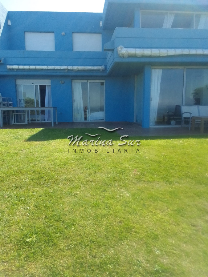 Apartamento ID.170 - Lomas de Manantiales Primera Fila 2 Dormitorios más Servicio Alquiler de Verano