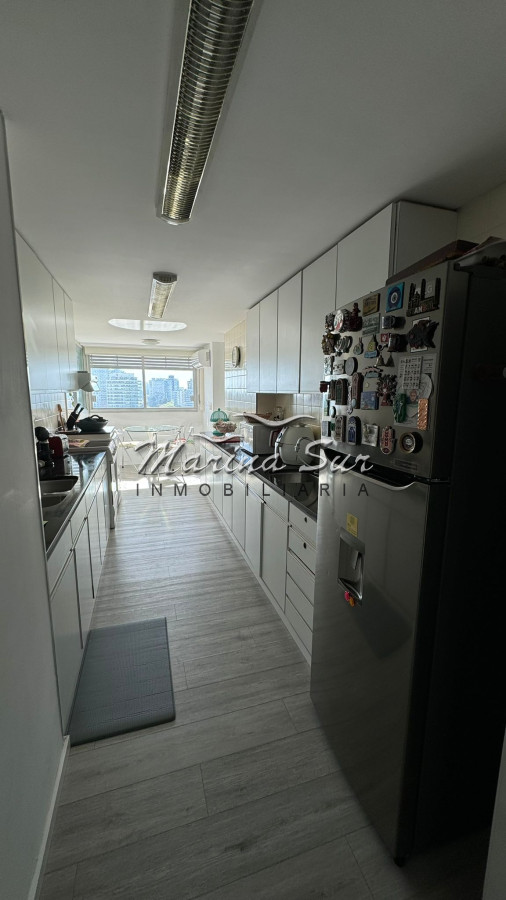 Apartamento ID.118 - Tiburon I - 3 Dormitorios y Servicio Alquiler de Verano