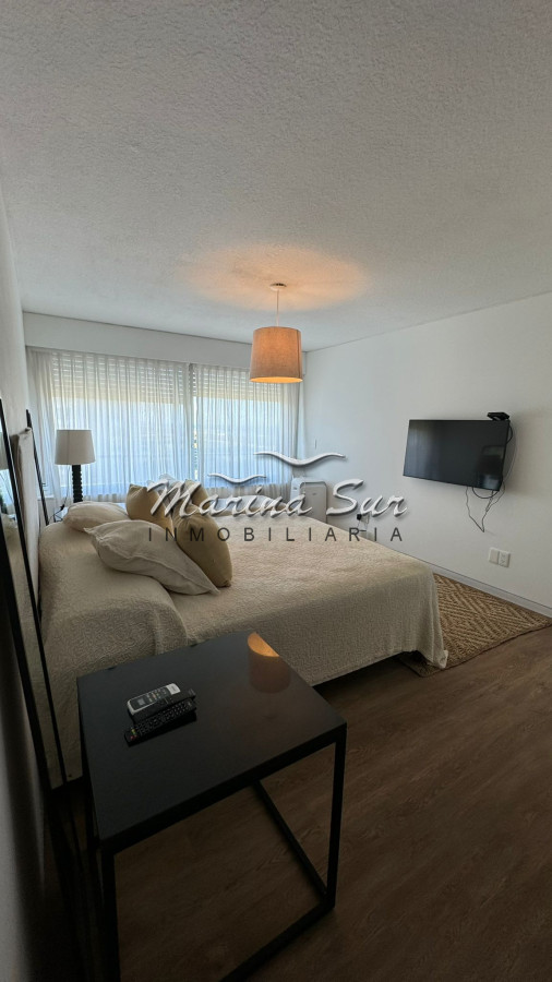 Apartamento ID.119 - Alquiler de Verano Tiburon I - 3 dormitorios más servicio