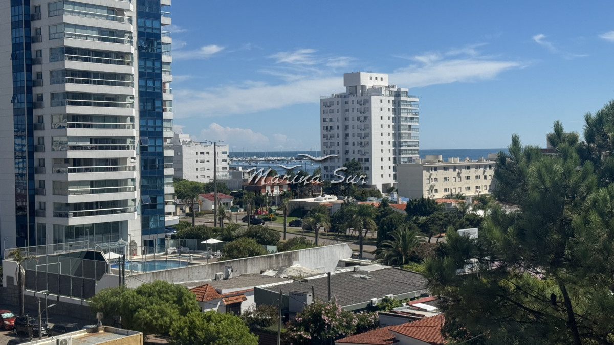 Apartamento ID.327 - VENTA DE APARTAMETNTO DOS DORMITORIOS MUY BIEN UBICADO