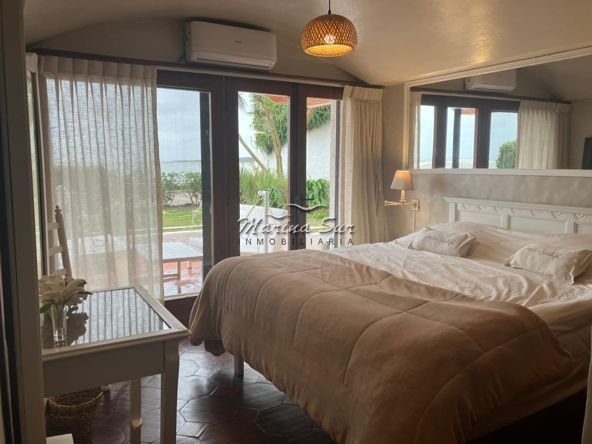 Apartamento ID.151 - Alquiler de Verano Ed. Las Terrazas Peninsula, 4 Cuartos 3 Baños