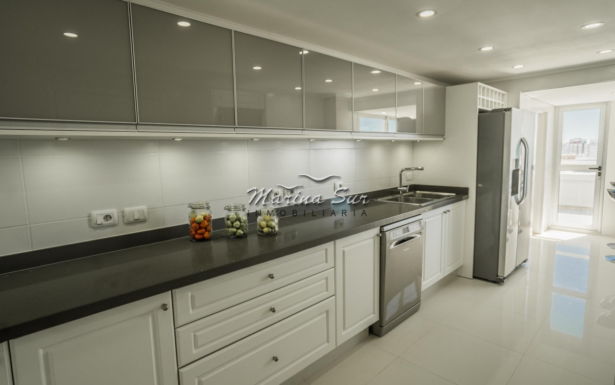 Apartamento ID.129 - Excepcional Penthouse en edificio Monarca 2 suites gran terraza